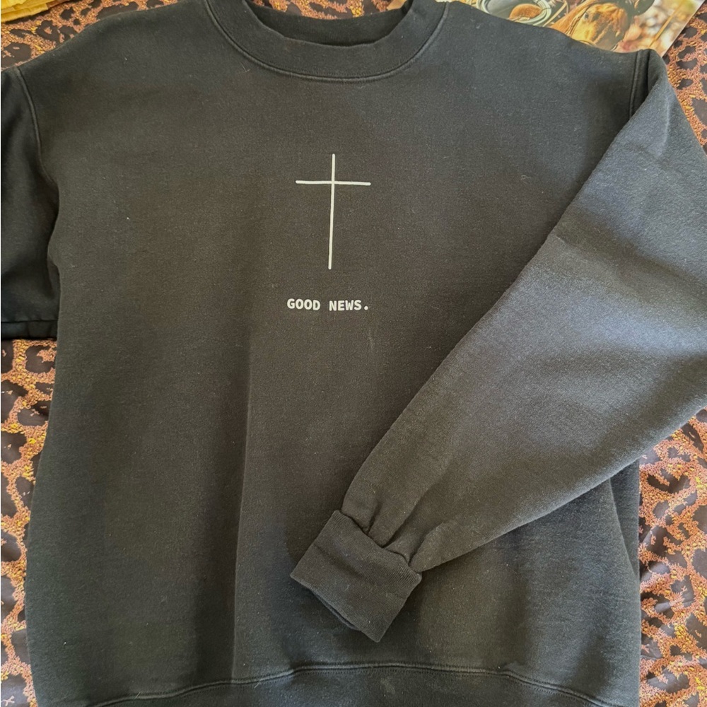 Hanes Black Crewneck Sweatshirt with Cross Graphic